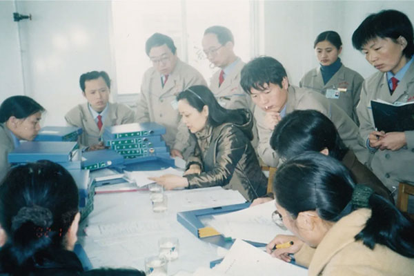 2002�������g22����ҹ��ս�ﱸGMP��֤