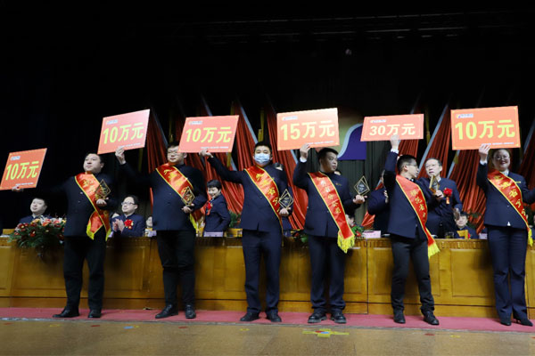 ���g22�����ν�