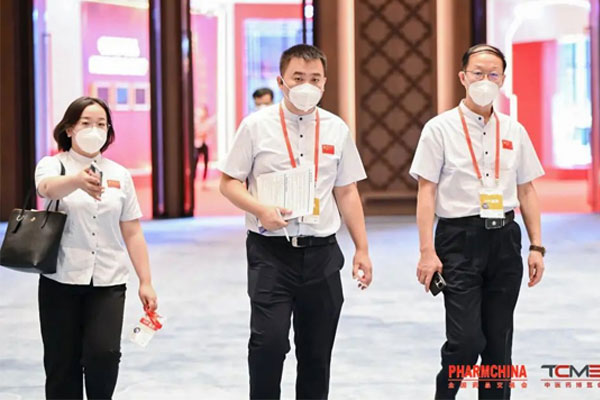 恒峰g22造药总裁杨连民、执行总裁李昆 恒峰g22造药总裁杨连民、执行总裁李昆