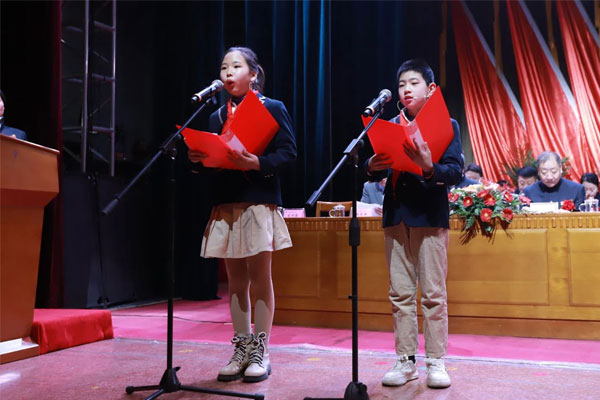恒峰g22中学学生代表致辞 恒峰g22中学学生代表致辞