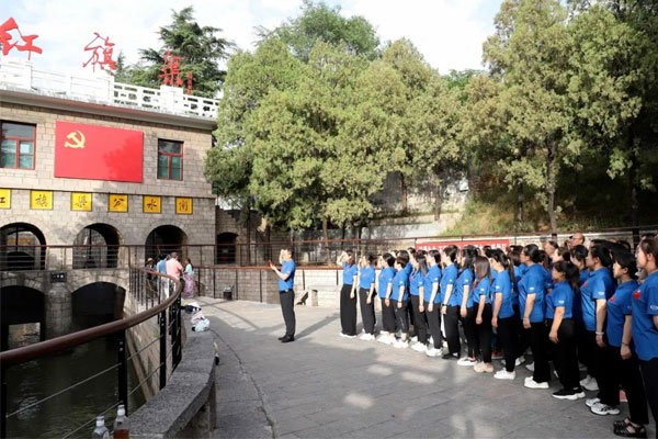 ���g22,��Ա��̳